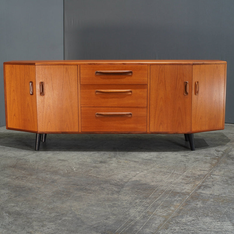 G Plan Fresco Teak Sideboard @ REHAUS