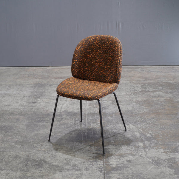 Gubi Beetle Dining Chairs by GamFratesi Upholstered with Ria by Kvadrat Raf Simons - REHAUS - Gubi/Kvadrat Raf Simons