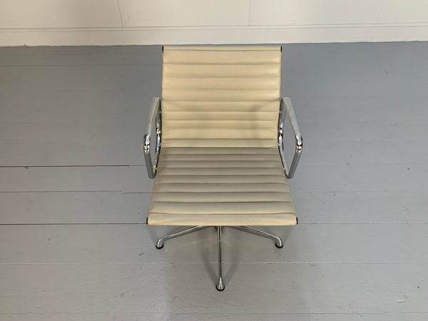 ICF Vitra Eames EA 108 Aluminium Chair - In Pale - Cream Leather @ REHAUS