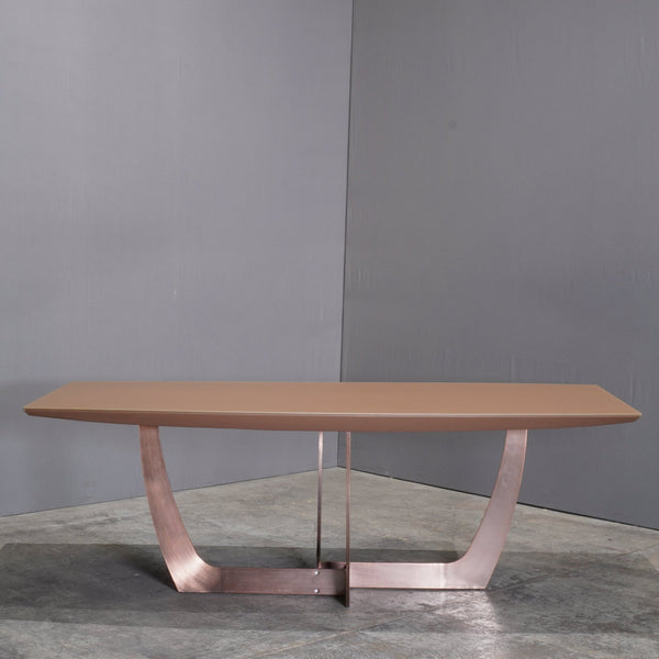 Kesterport Metal Dining Table @ REHAUS