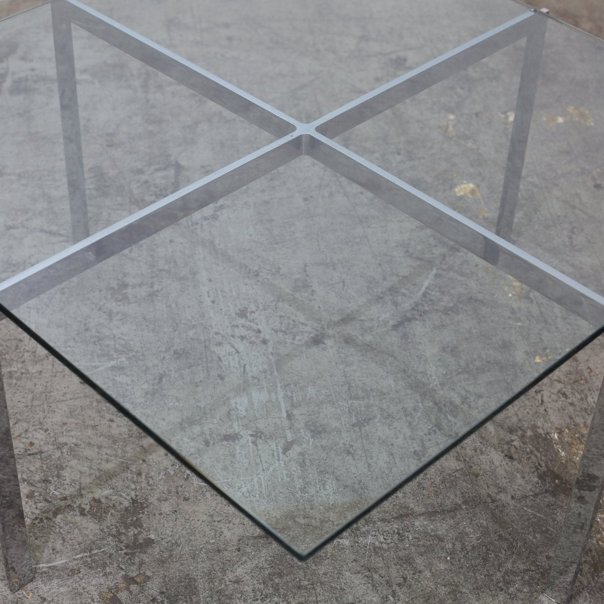 Knoll Barcelona Glass Coffee Table @ REHAUS