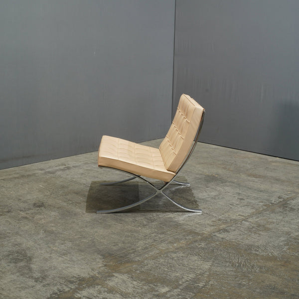 Knoll Cream Leather Barcelona Lounge Chair by Mies van der Rohe @ REHAUS