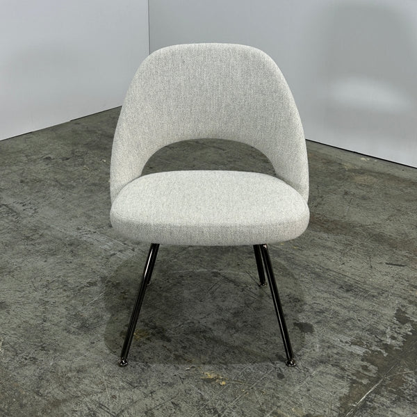 Knoll Relax Conference Chairs by Eero Saarinen, Set of Two @ REHAUS