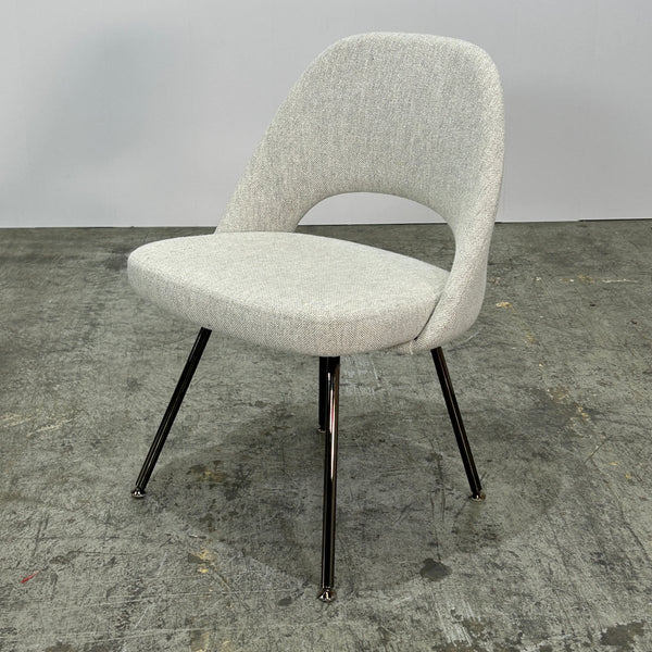 Knoll Relax Conference Chairs by Eero Saarinen, Set of Two @ REHAUS