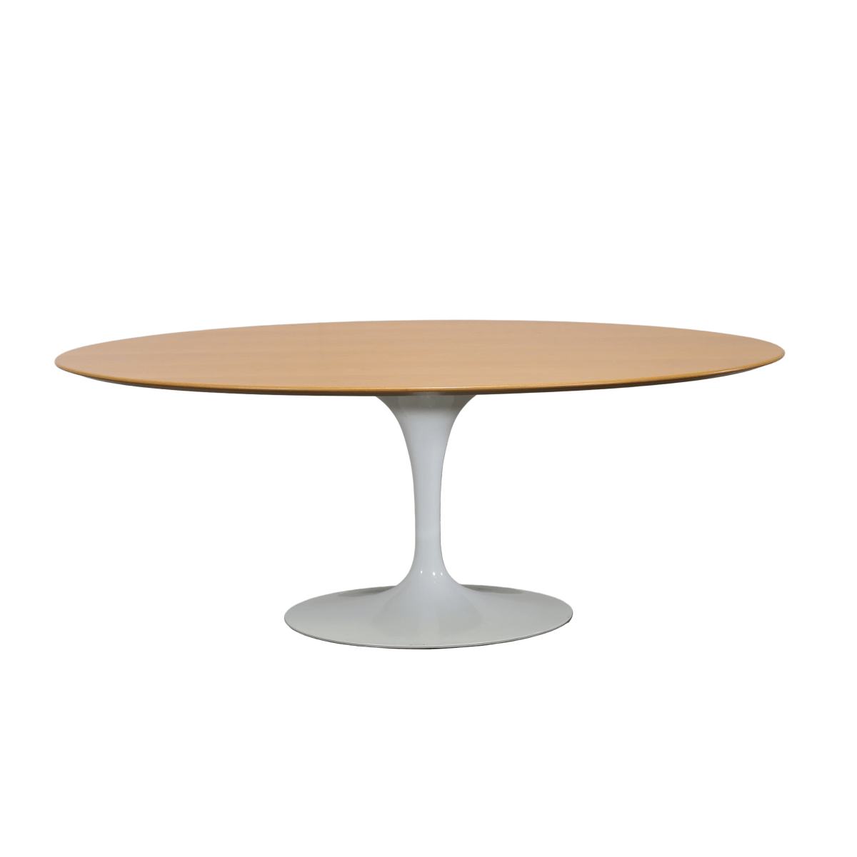 Knoll Saarinen Oak Oval Dining Table @ REHAUS