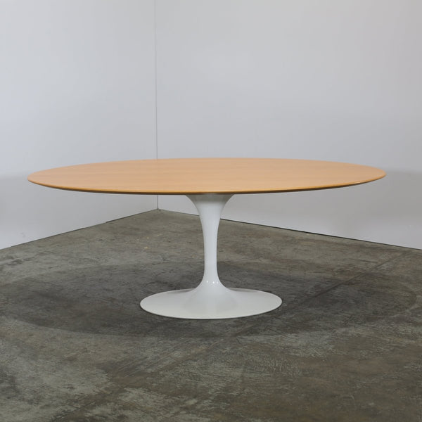 Knoll Saarinen Oak Oval Dining Table @ REHAUS