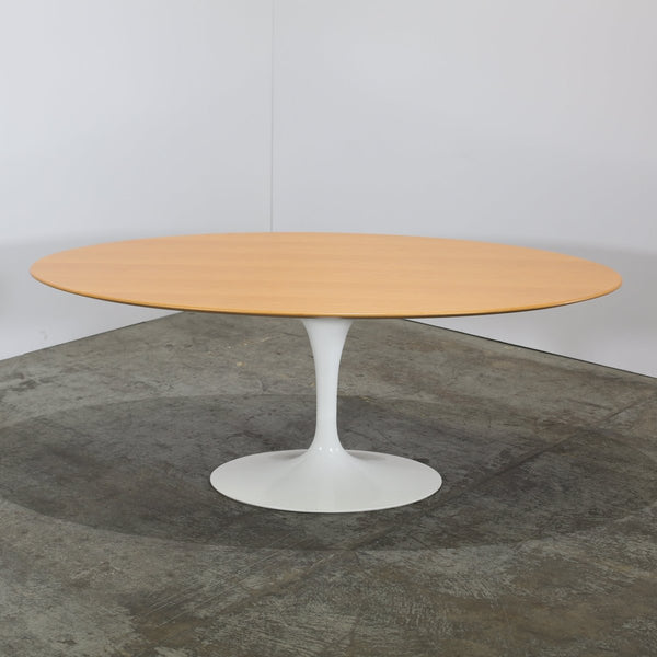 Knoll Saarinen Oak Oval Dining Table @ REHAUS