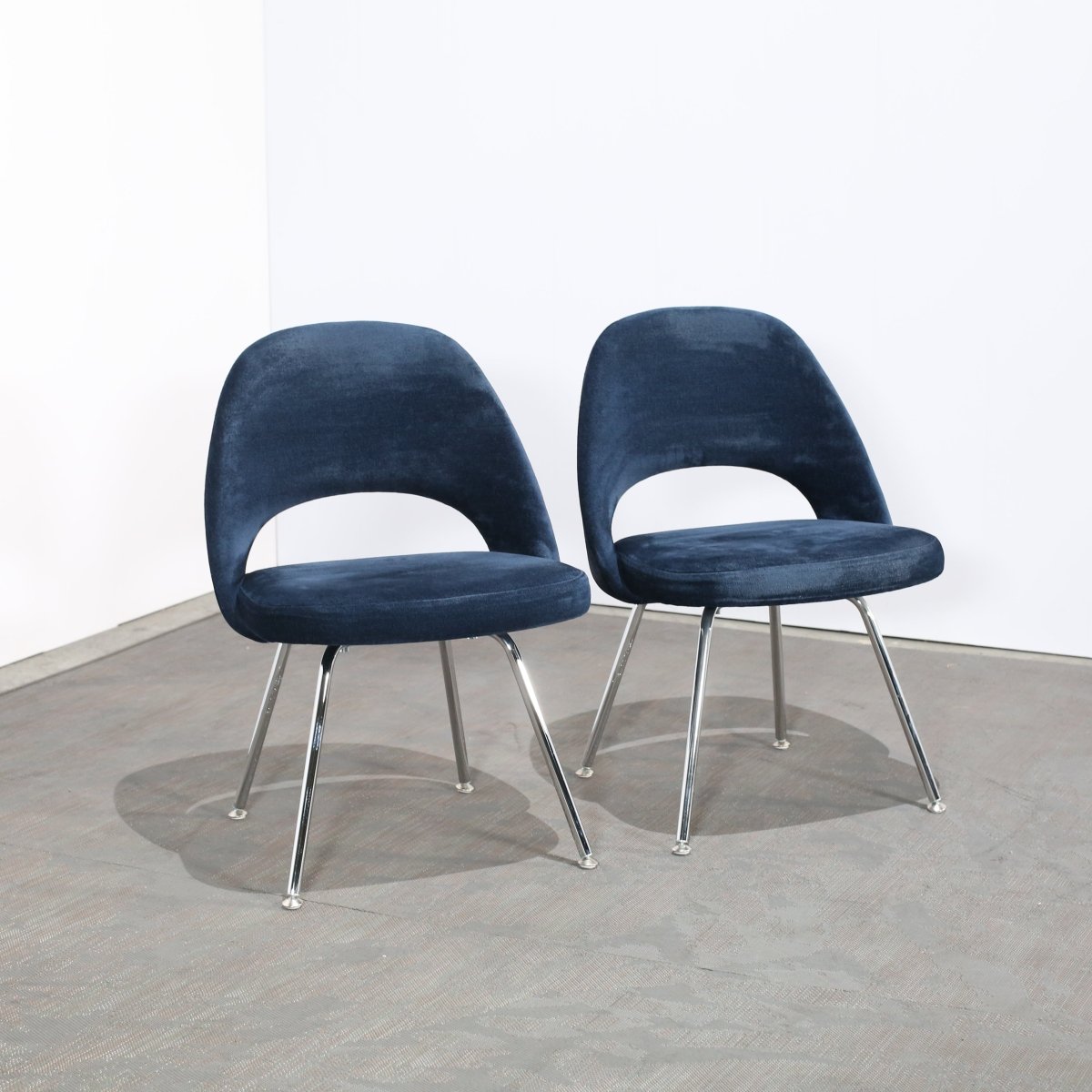 Knoll Saarinen Relax Chairs, Set of Four @ REHAUS