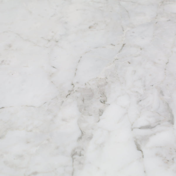 Knoll Saarinen Tulip Dining Table @ REHAUS