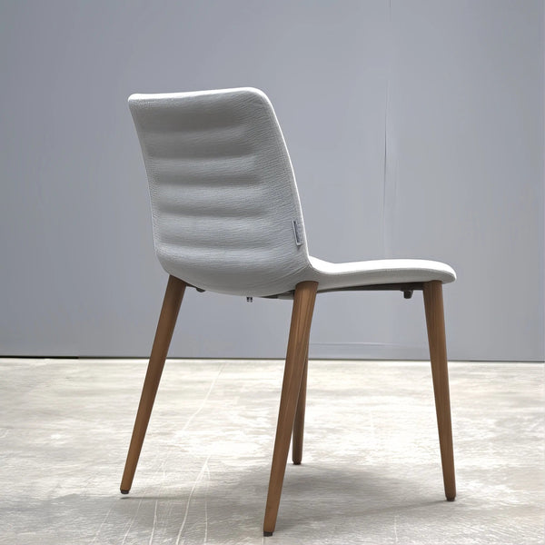 Koleksiyon Helen S0 SH10 Chair with Wooden Legs by Tasarımcı Studio Kairos - REHAUS - Koleksiyon