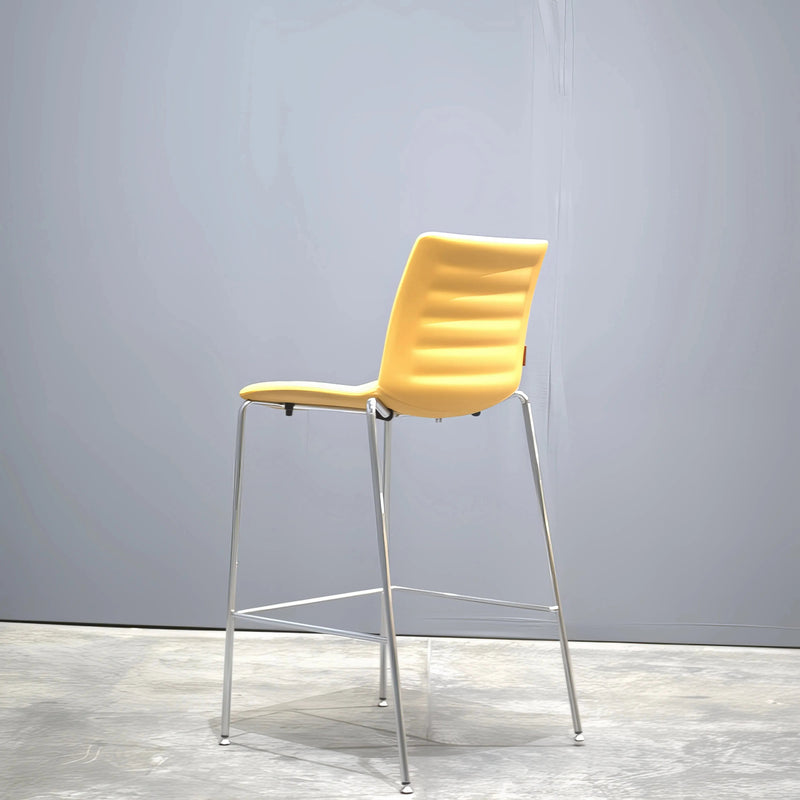 Koleksiyon Yellow Helen Bar Stool by Studio Kairos - REHAUS - Koleksiyon