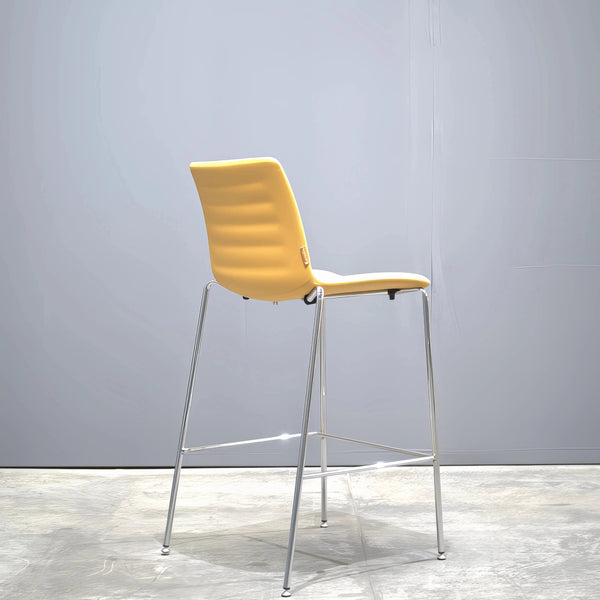 Koleksiyon Yellow Helen Bar Stool by Studio Kairos - REHAUS - Koleksiyon