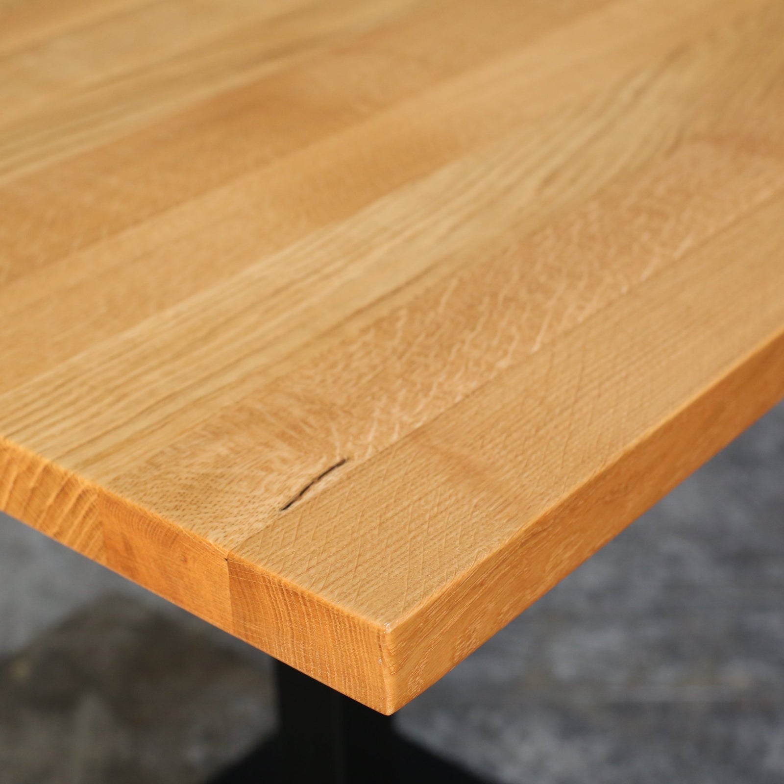 Ligne Roset Bar Table @ REHAUS