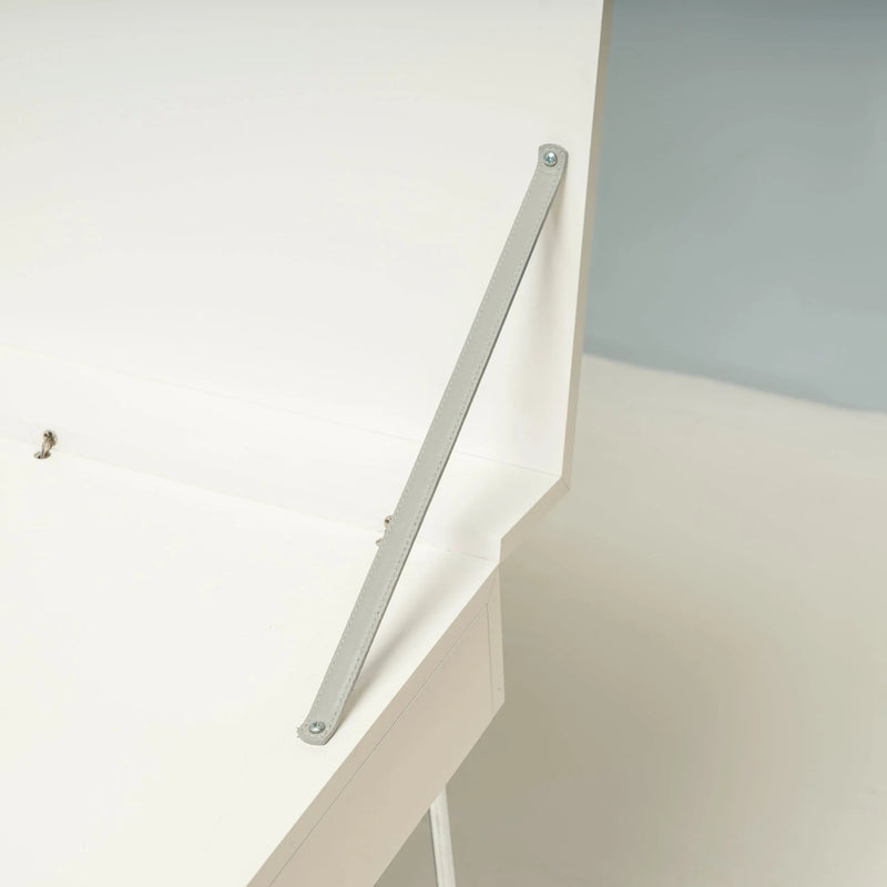 Ligne Roset by Julie Pfligersdorffer White Poms Compact Desk - REHAUS - Julie Pfligersdorffer