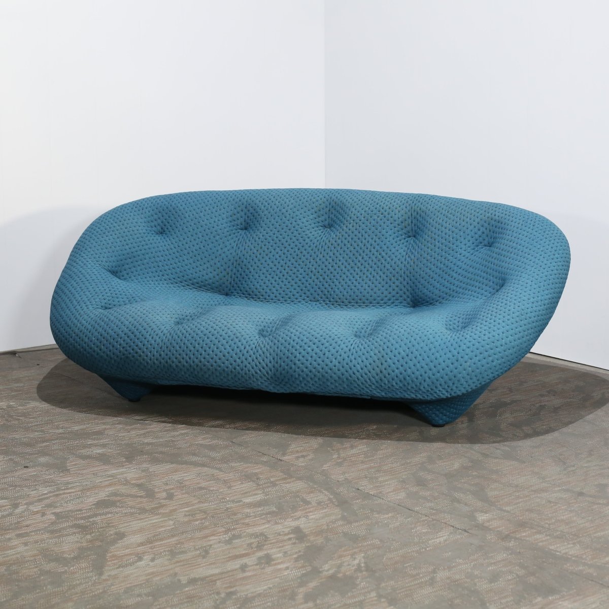 Ligne Roset Ploum Sofa @ REHAUS