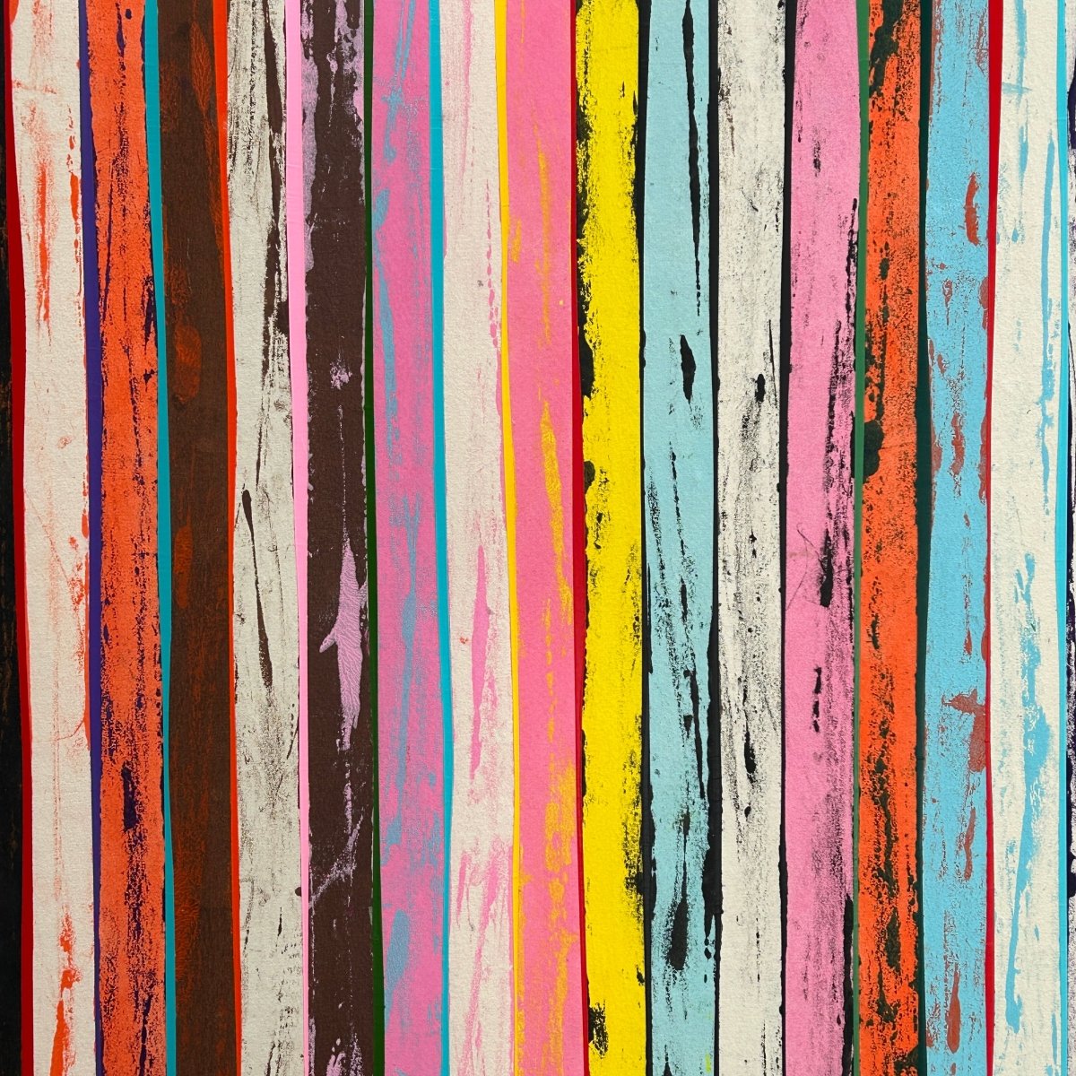 ‘Lined Up’ by Ien Lucas @ REHAUS