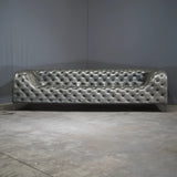 Lof's Gurian Arthur Leather Chesterfield Sofa by Zeno Nugari - REHAUS - Lof's