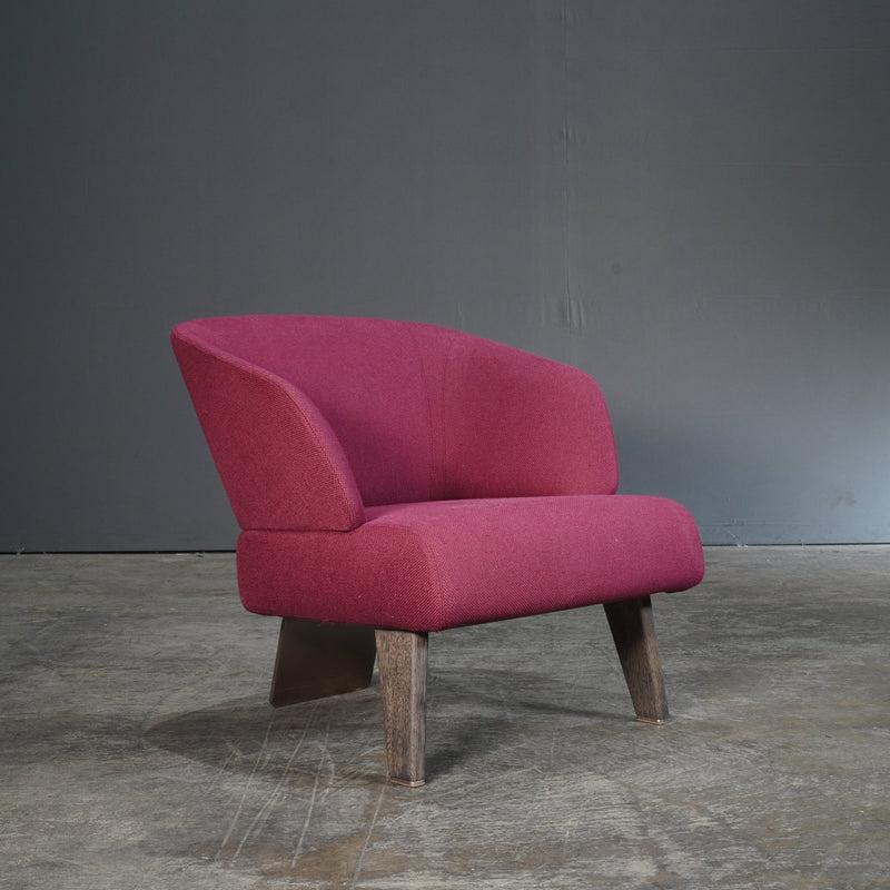 Minotti Plum Aston Armchair by Rodolfo Dordoni @ REHAUS