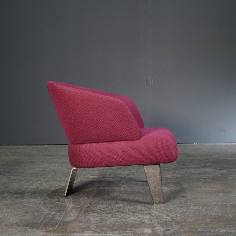 Minotti Plum Aston Armchair by Rodolfo Dordoni @ REHAUS