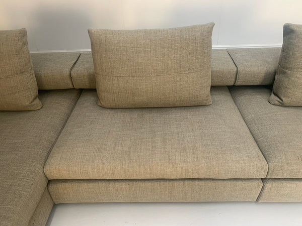 Molteni & C Turner 5 - Seat L - Shape Sofa - In Neutral Woven Fabric @ REHAUS