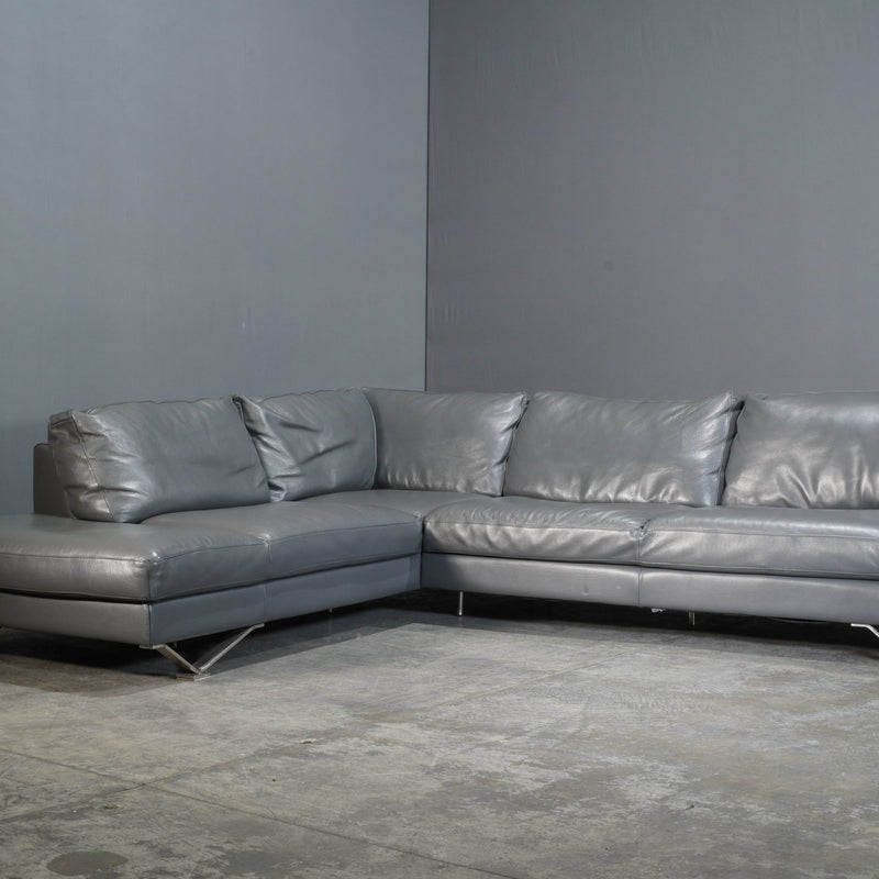 Natuzzi Leather Relevè 2572 Sofa @ REHAUS