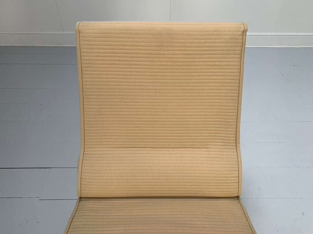 Pair of B&B Italia VVD Armchairs - In Cashmere Wool @ REHAUS