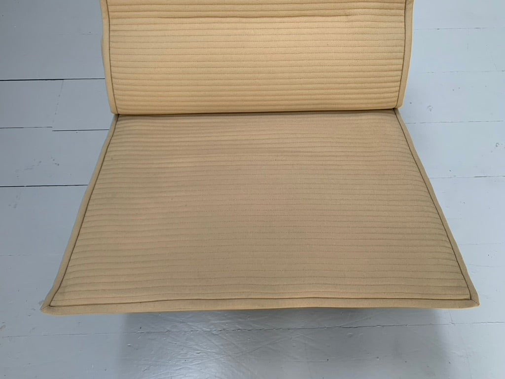 Pair of B&B Italia VVD Armchairs - In Cashmere Wool @ REHAUS