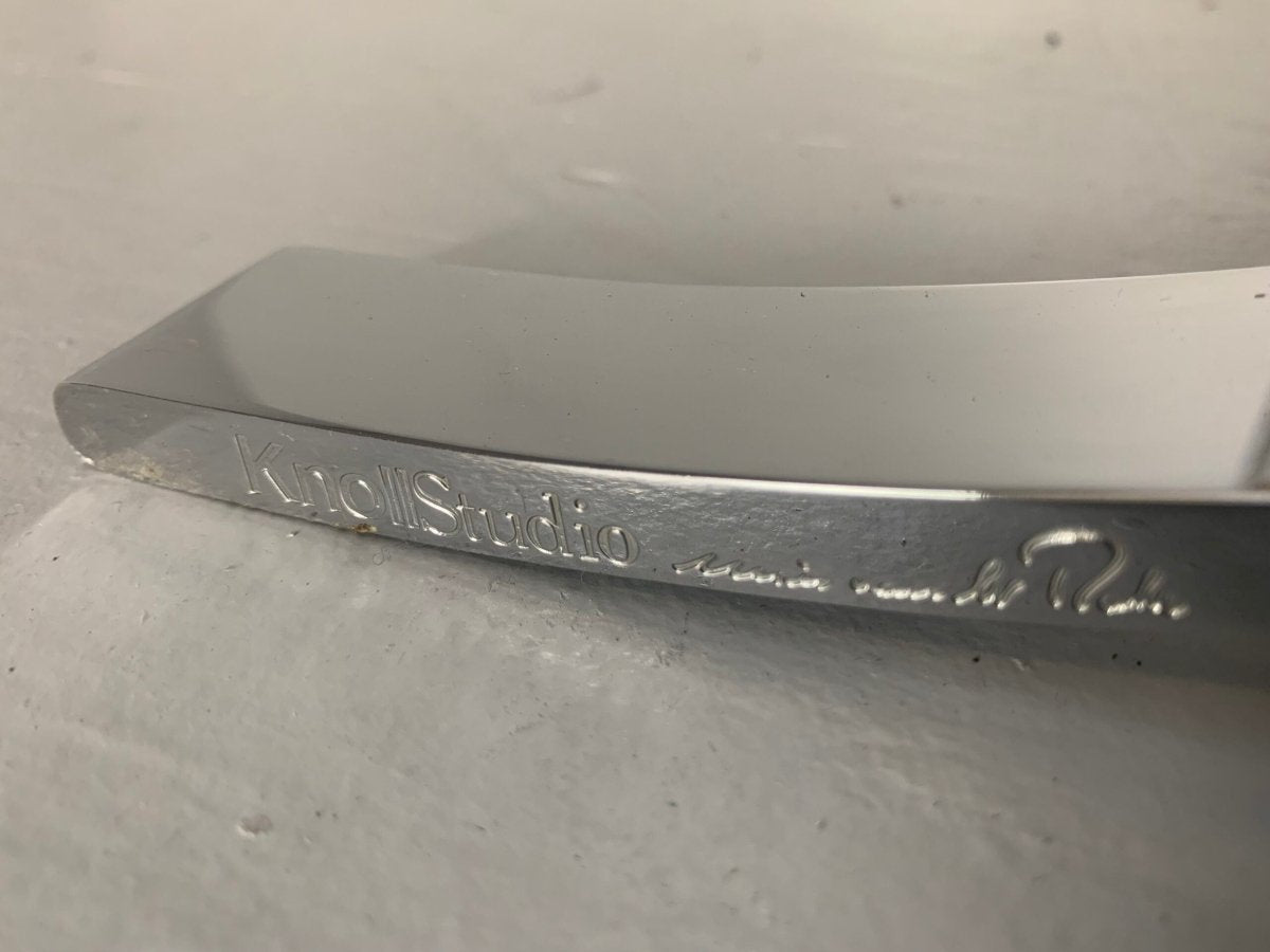 Pair of Knoll Studio Barcelona Chairs - In Pale Leather @ REHAUS