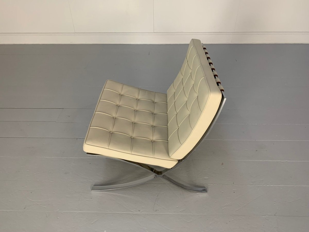Pair of Knoll Studio Barcelona Chairs - In Pale Leather @ REHAUS
