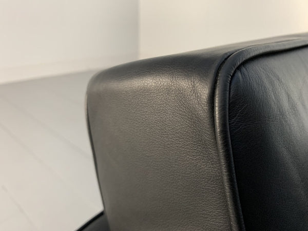 Pair of Knoll Studio Florence Knoll Lounge Chairs Armchairs - In Black Volo Leather @ REHAUS