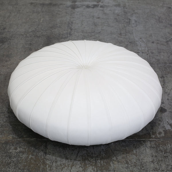 Poltrona Frau Esedra Pouf by Monica Forster @ REHAUS