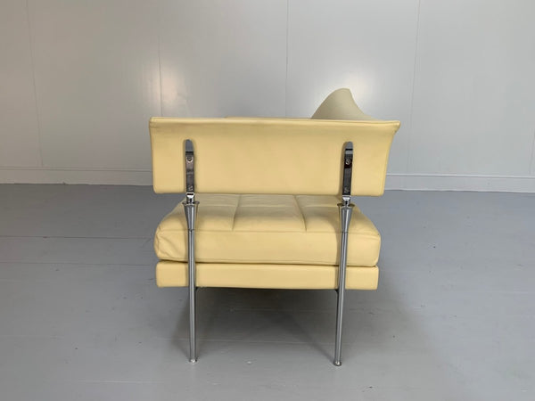 Poltrona Frau Hydra Castor 3 - Seat Sofa - In Cream Pelle Frau SC Leather @ REHAUS