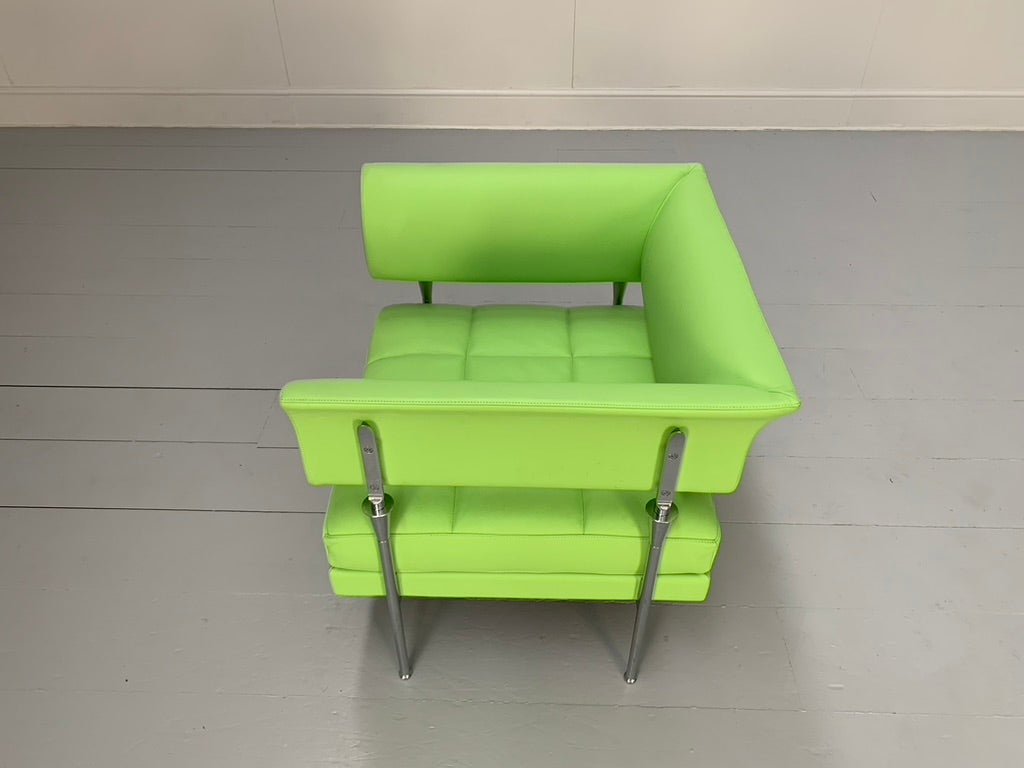Poltrona Frau Hydra Enif Armchair - In Green Pelle Frau SC Leather @ REHAUS