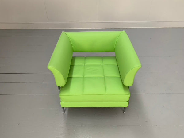 Poltrona Frau Hydra Enif Armchair - In Green Pelle Frau SC Leather @ REHAUS