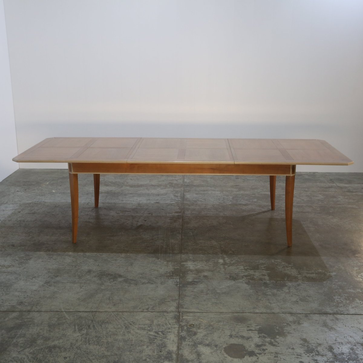 Roche Bobois Hauteville Dining Table @ REHAUS