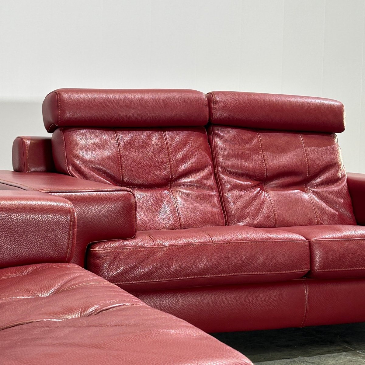 Roche Bobois Red Leather Two Seater Sofa @ REHAUS