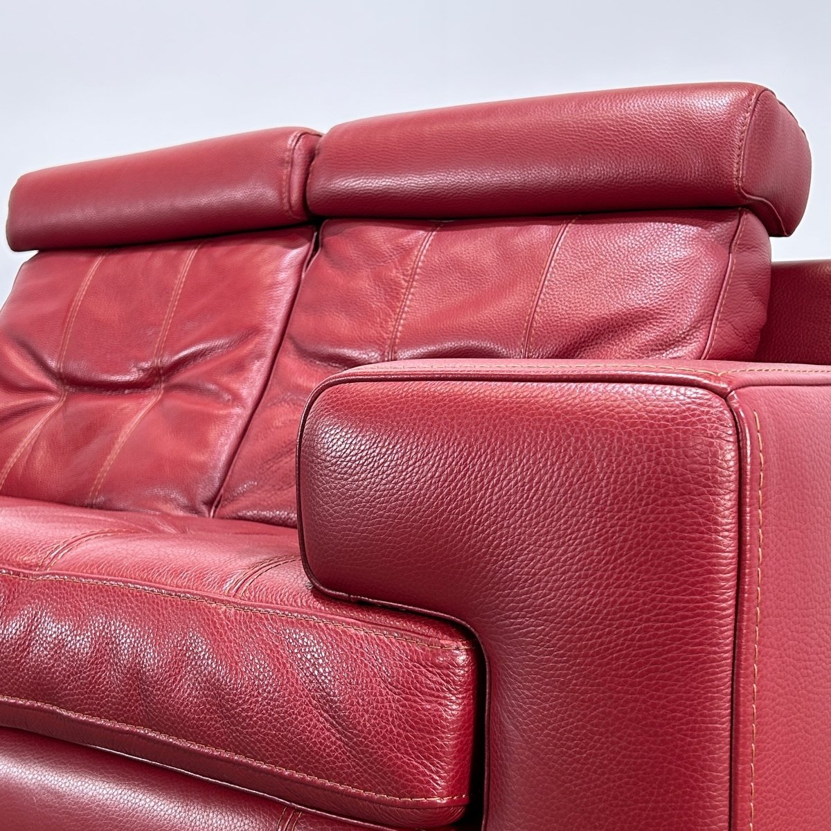 Roche Bobois Red Leather Two Seater Sofa @ REHAUS