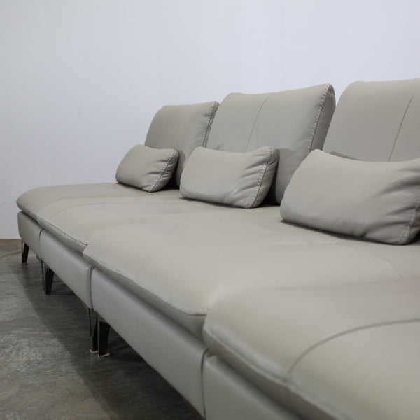 Roche Bobois Scenario Leather Living Room Set by Sacha Lakic @ REHAUS