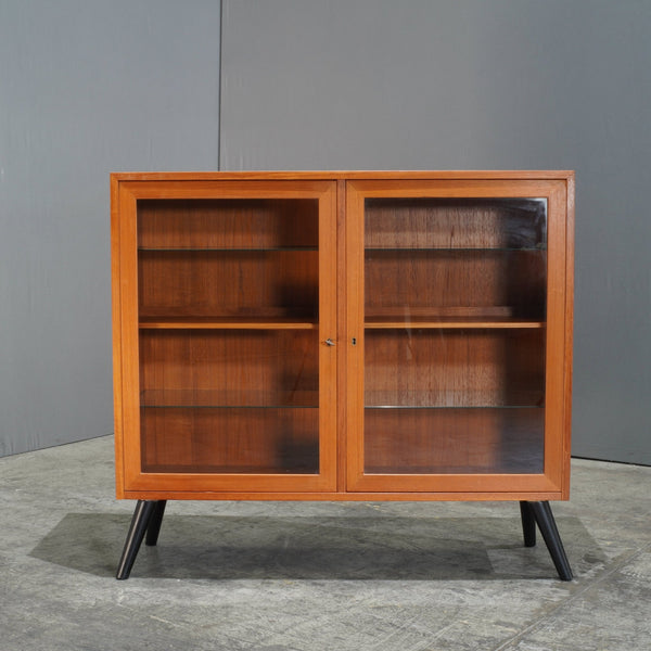 Sejling Skabe Danish Teak Display Cabinet @ REHAUS