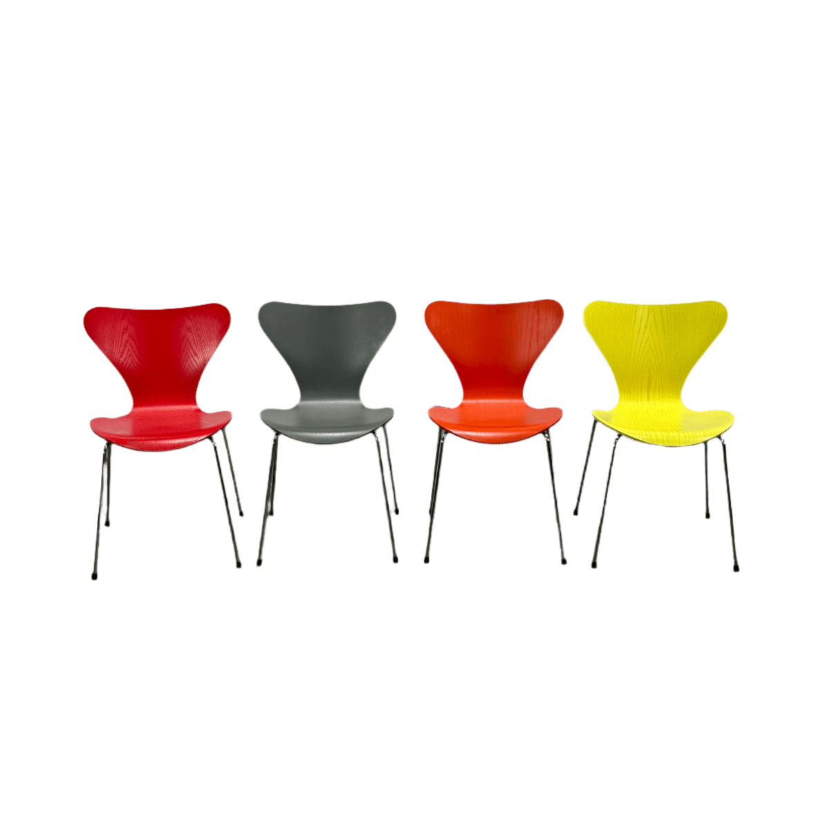 Series 7 Dining Chairs by Fritz Hansen, Set of Four @ REHAUS