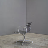 Vitra Black Leather Alu EA 117 Aluminium Office Chair by Charles & Ray Eames @ REHAUS