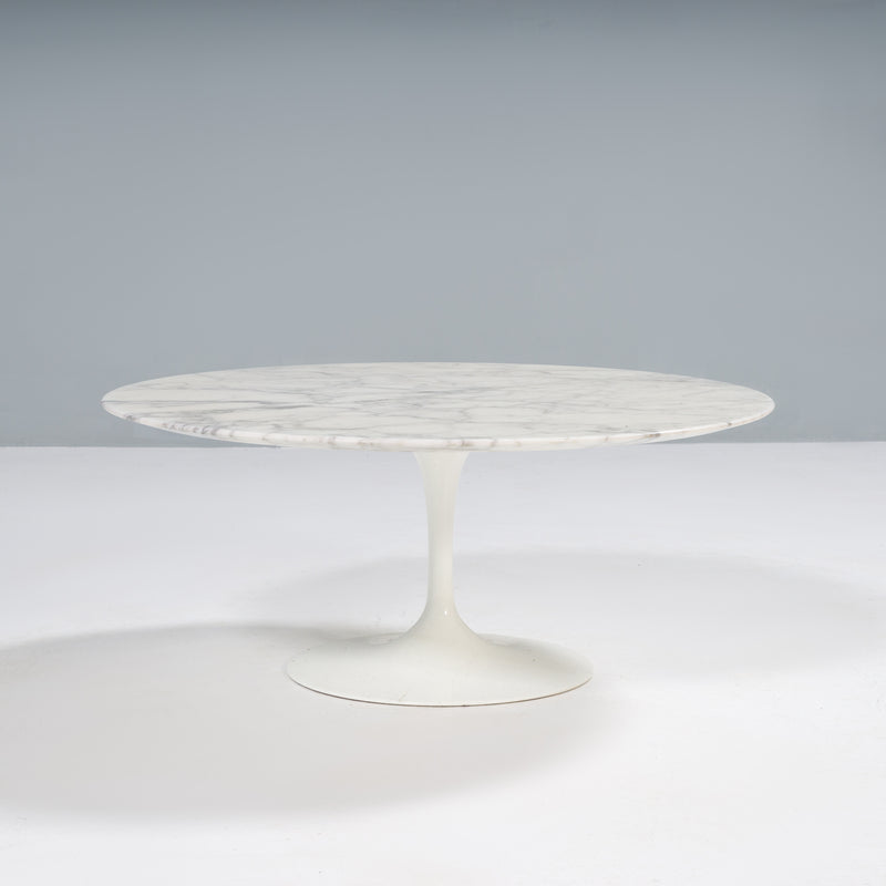 Knoll by Eero Saarinen Arabescato Marble Round Coffee Table
